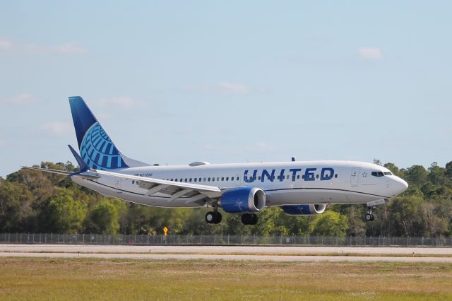 Boeing 737 MAX 8 (N27290) - UAL408 CLE-RSW 12/9/24