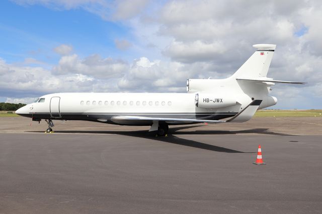 Dassault Falcon 8X (HB-JWX)