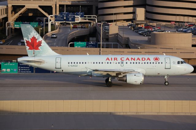 Airbus A319 (C-GAQZ)