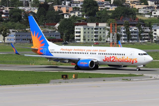 Boeing 737-800 (G-DRTO)