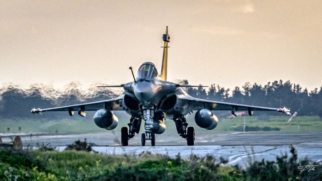 — — - French Airforce Rafale fighters landing at Larnaca Airport after a fuel emergency