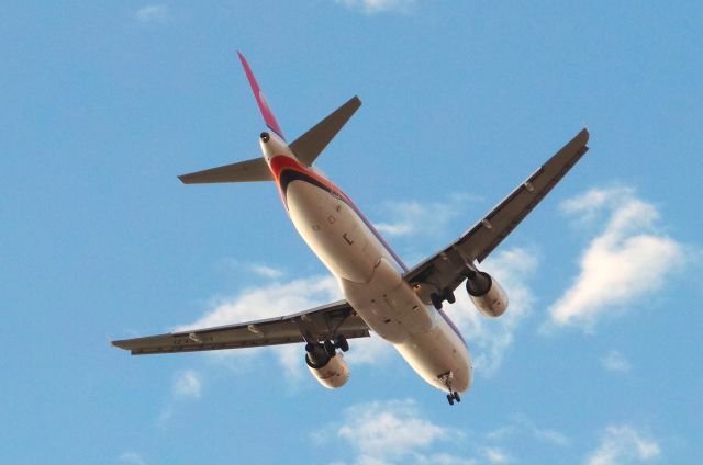 Airbus A320 (I-EEZI) - I-EEZI Meridiana Airbus A320-214 "Aproximación" LPA/GCFV Spotting