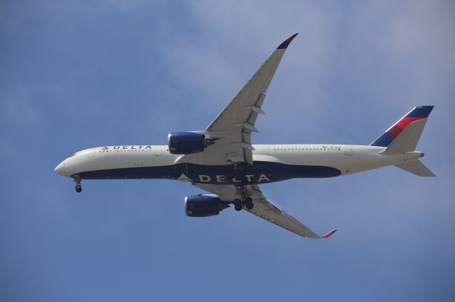 Airbus A350-900 (N513DZ)