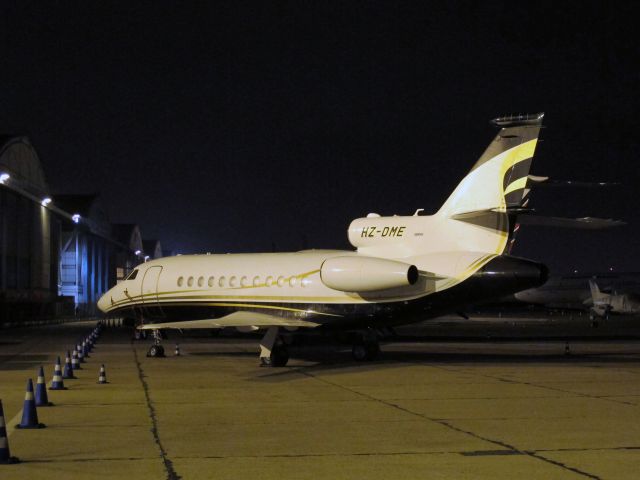 Dassault Falcon 900 (HZ-DME)