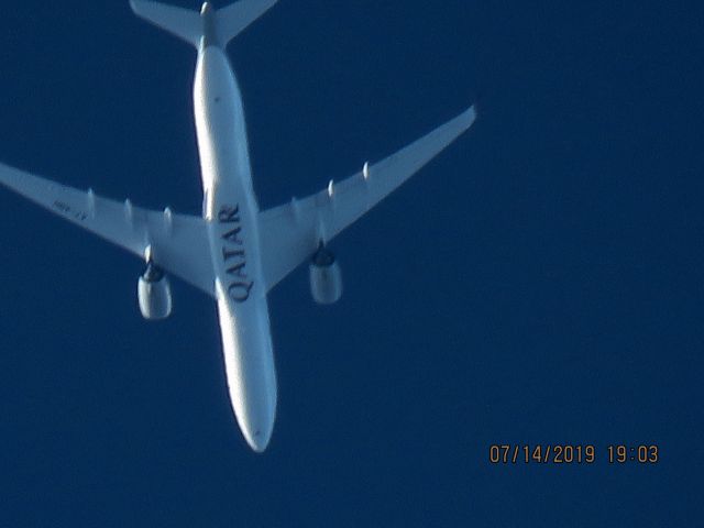 Airbus A350-1000 (A7-ANH)