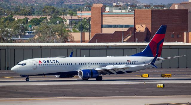 Boeing 737-900 (N868DN) - Spotted at KPHX on July, 7 2020br /Need a top notch Realtor in Arizona? Call Jake Youngs with Keller Williams Arizona Realty. 602.628.3487 | jakeyoungs@kw.com