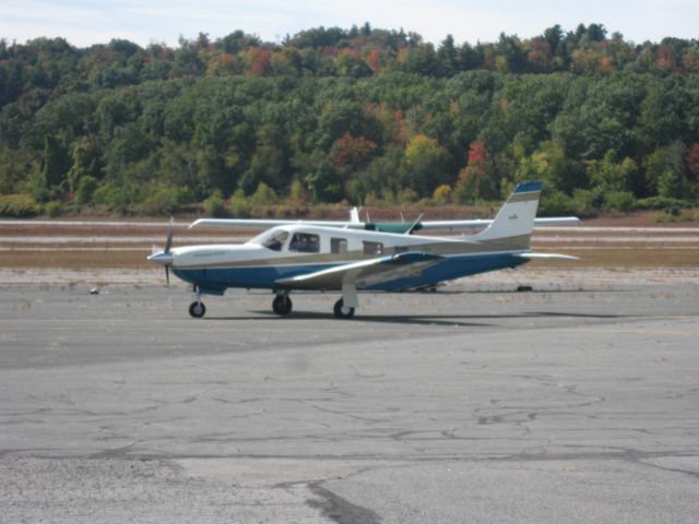 Piper Saratoga (N55LD) - A nice Saratoga taxiing in.