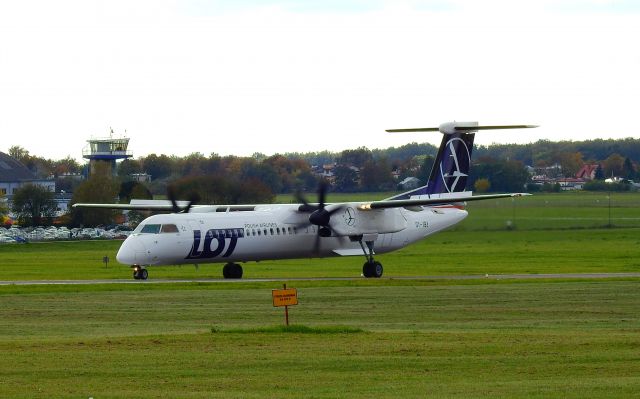 de Havilland Dash 8-400 (OY-YBY) - EPLB/LUZ