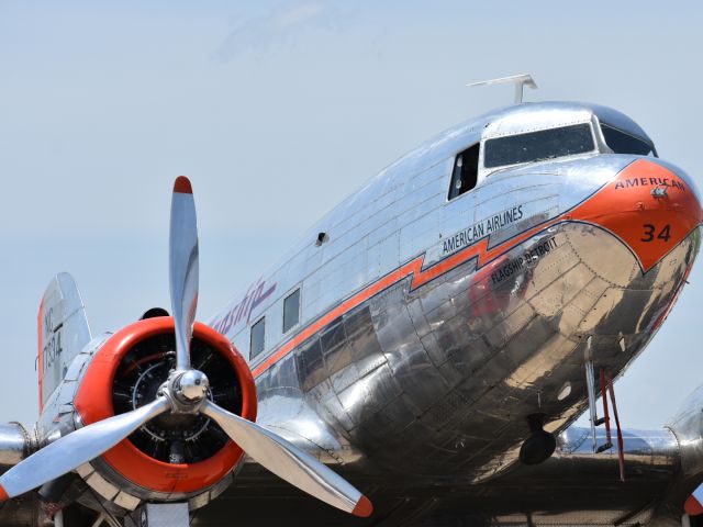 Douglas DC-3 (NC17334) - Flagship Detroit 