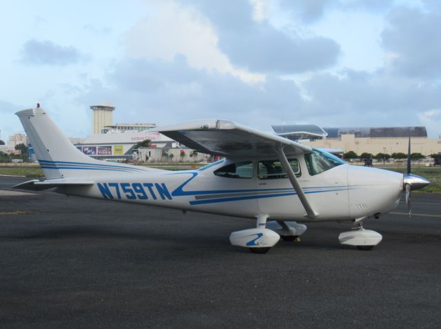 Cessna Skylane (N759TN)