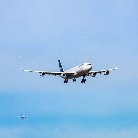 Airbus A340-300 (D-AIGU) - Lufthansa A340-300 landing at DFW on 12/25/22. Taken with a Canon R7 and Tamron 70-200 G2 lens.