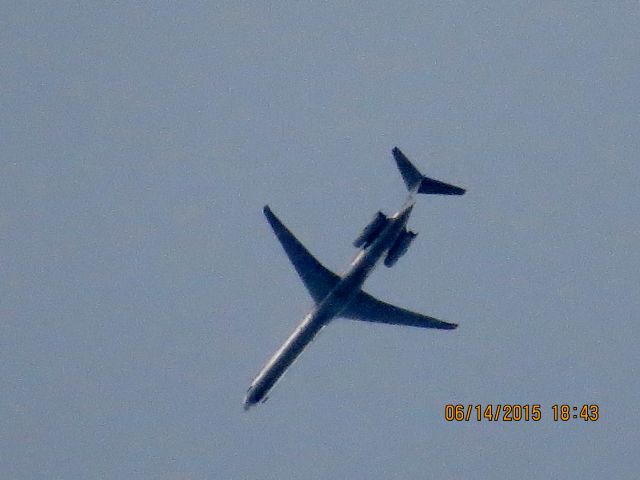McDonnell Douglas MD-83 (N963TW)