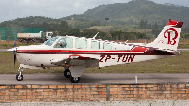 Beechcraft Bonanza (36) (ZP-TUN)