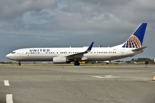 Boeing 737-900 (N67815)