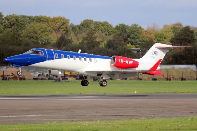 Learjet 45 (LN-AWF) - Airwing Learjet 45 on short finals for rwy 24 on 28-Oct-22 arriving from EHAM as NWG847.