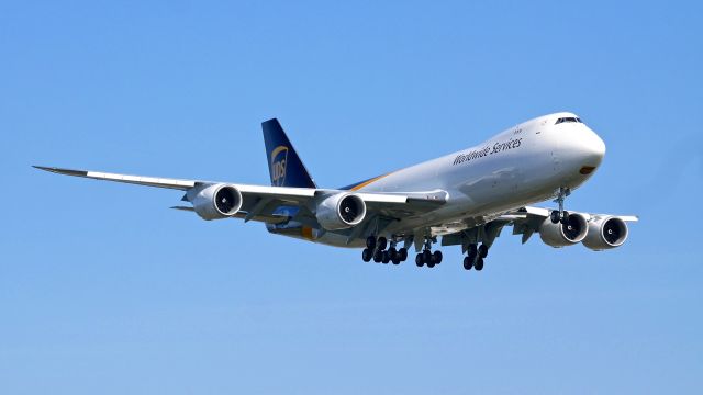 BOEING 747-8 (N618UP) - BOE683 on final to Rwy 16R to complete a ferry flight from KPDX on 10.14.19. (ln 1556 / cn 64264).