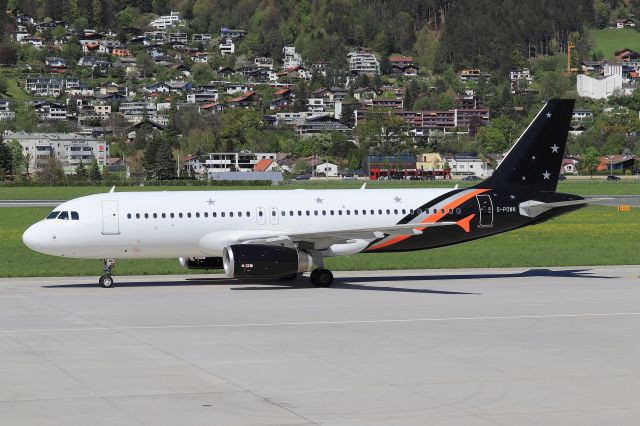 Airbus A320 (G-POWM)