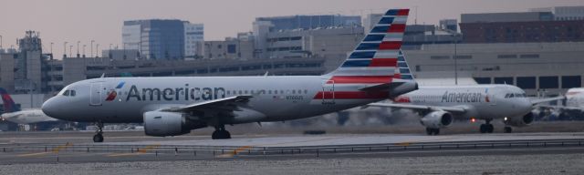 Airbus A320 (N766US)