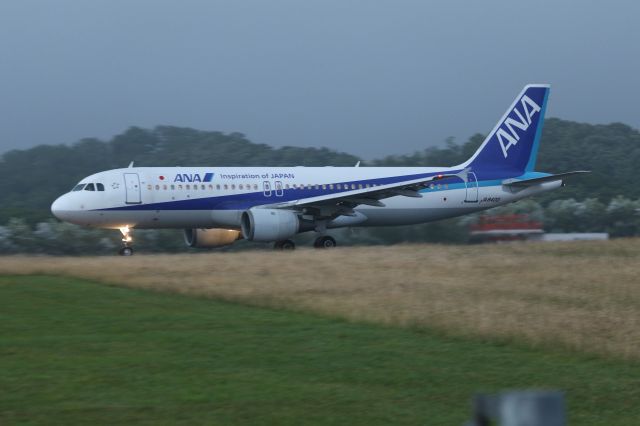 Airbus A320 (JA8400) - 14 July 2015:HKD-HND.