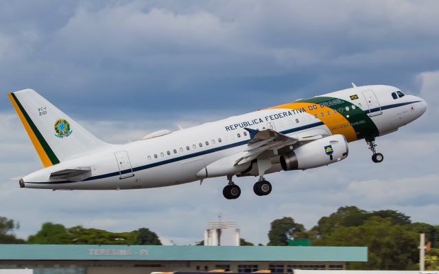 Airbus A319 (FAB2101)