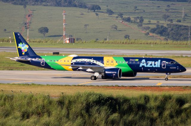 EMBRAER 195 (PS-AEY)