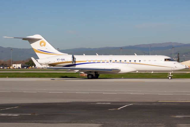 Bombardier Global Express (VT-AHI)