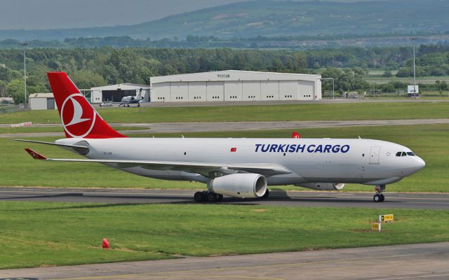 Airbus A330-200 (TC-JOV) - turkish cargo a330-200f tc-jov taxiing onto stand at shannon 5/6/16.