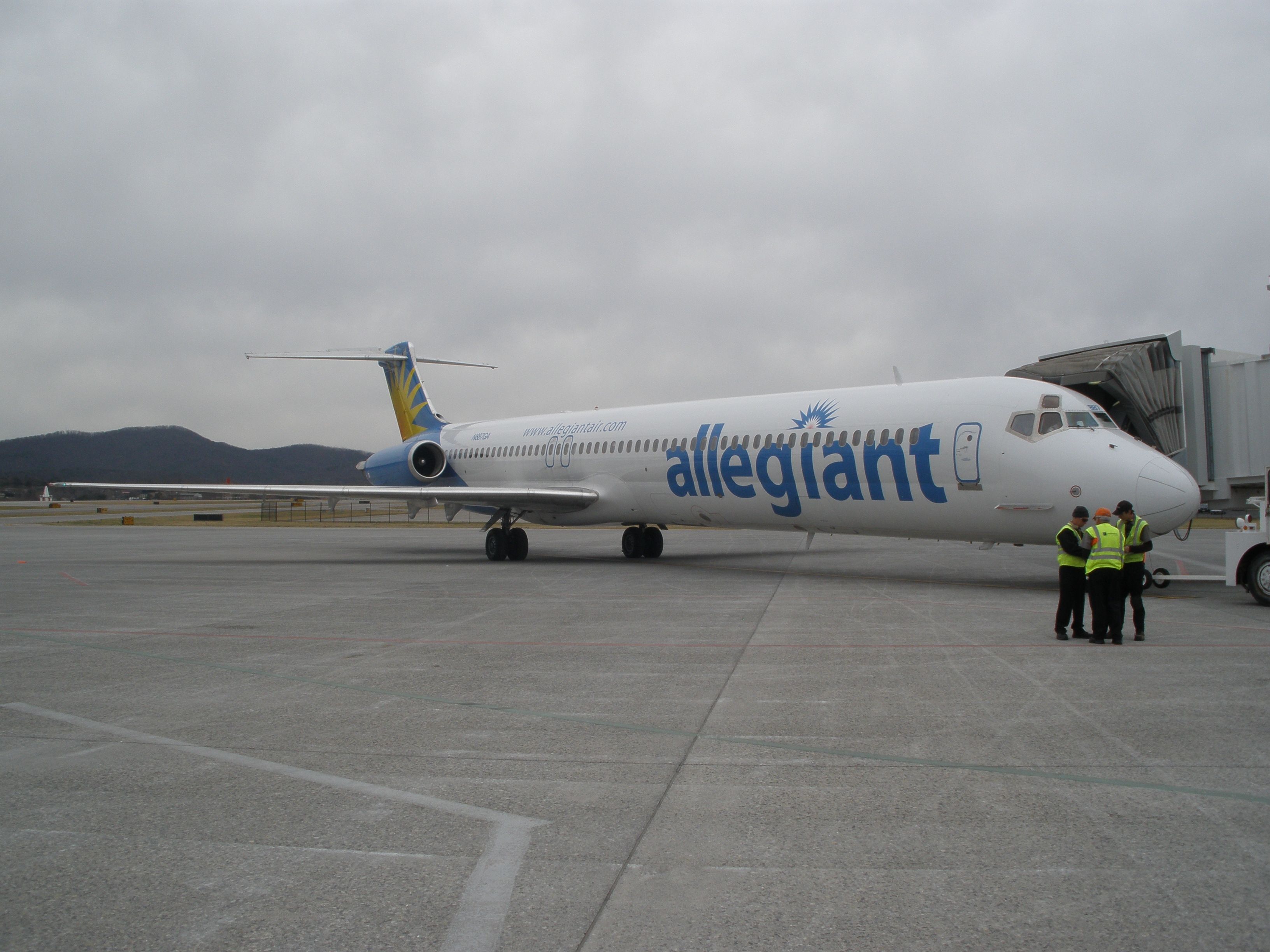 McDonnell Douglas MD-83 (N887GA) - Allegiant Air MD-83