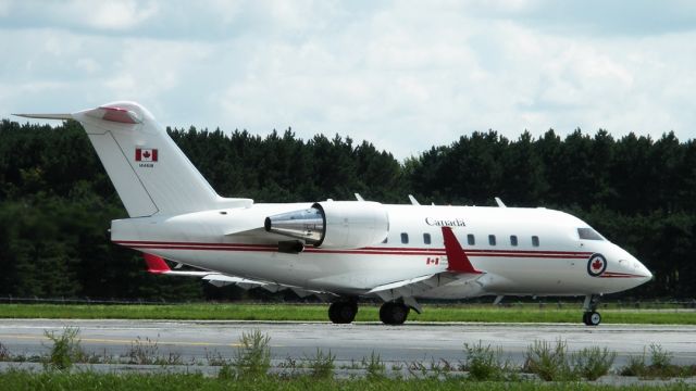 Canadair Challenger (14-4618) - RCAF Canadair/Bombardier Challenger corporate jet used for transporting VIPs like Prime Minister or Governor General. Revving for takeoff Runway 25 2009:08:11. 14:56