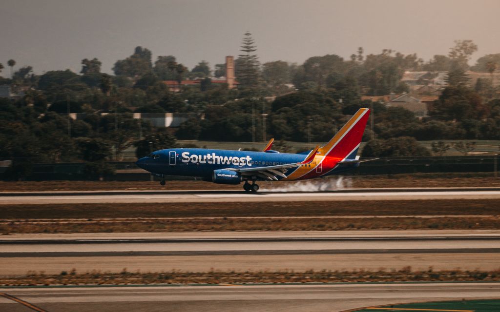 Boeing 737-700 (N7722B) - @planesthetics on instagram