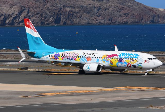 Boeing 737-800 (LX-LGU)