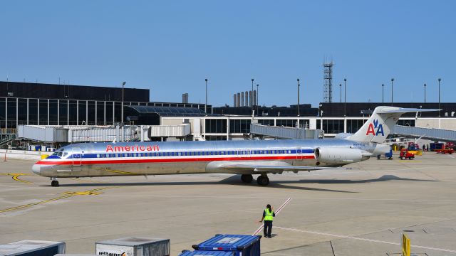 McDonnell Douglas MD-83 (N9615W) - American Airlines McDonnell Douglas MD-83 N9615W in Chicago 