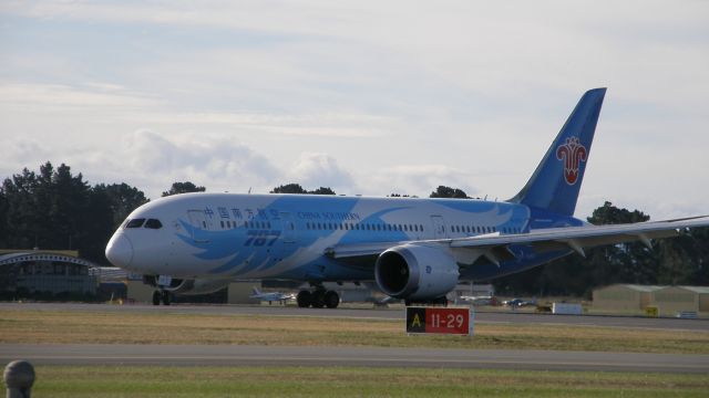 Boeing 787-8 (B-2727)