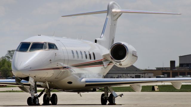 Bombardier Challenger 300 (N708CF) - Private Bombardier Challenger 300. 4/24/23. 