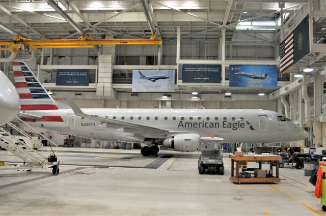 Embraer 175 (N406YX) - Inside the RPA Hangar