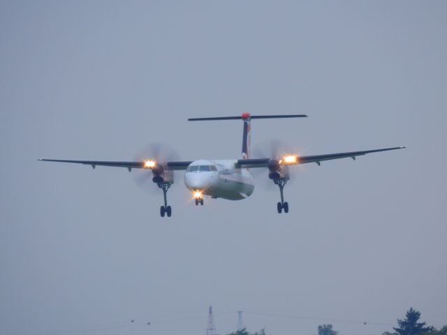 de Havilland Dash 8-400 (SP-EQF) - EPLB