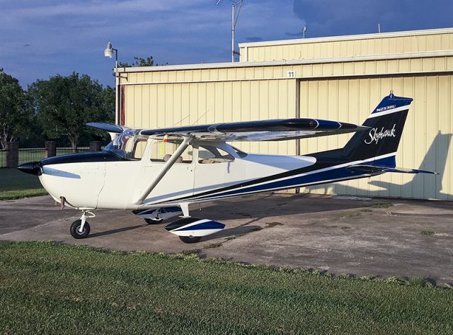 Cessna Skyhawk (N2538U)