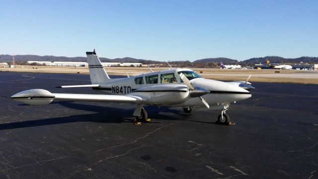 Piper PA-30 Twin Comanche (N84TD)