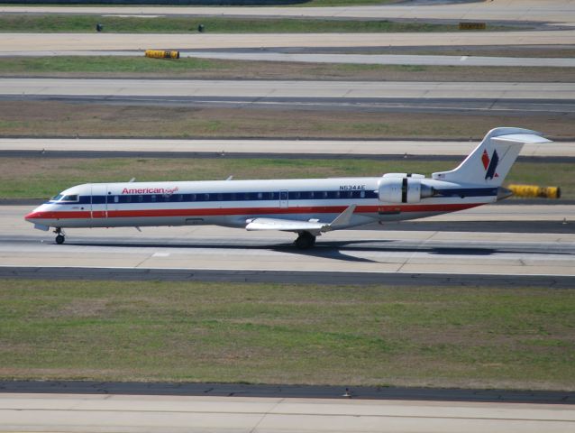 Canadair Regional Jet CRJ-700 (N534AE) - Arriving runway 8L - 4/6/13