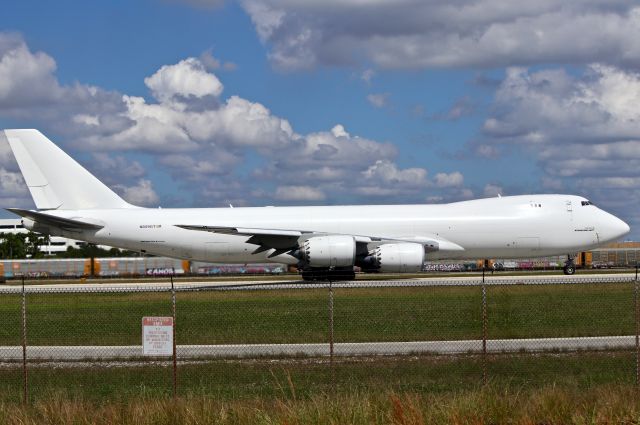 BOEING 747-8 (N859GT)