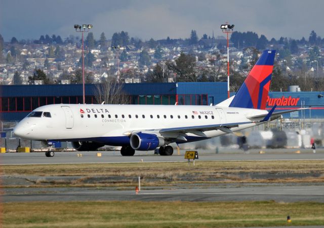 Embraer 170/175 (N632CZ)