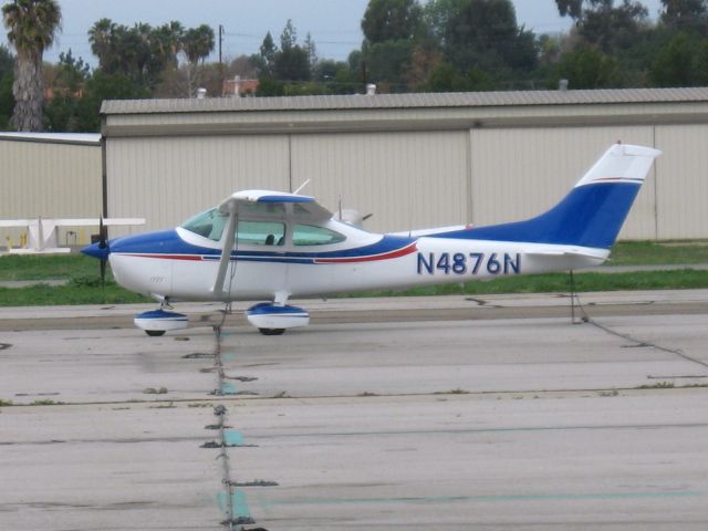 Cessna Skylane (N4876N) - Parked at Fullerton