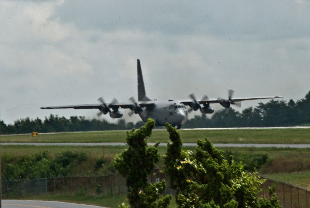 Lockheed C-130 Hercules (N50041)