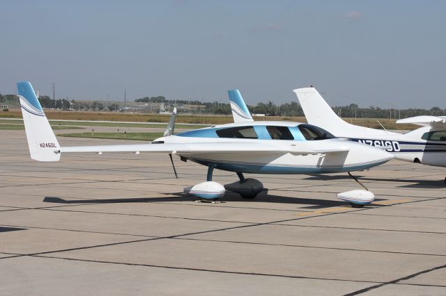 Mooney M-20 (N2460L)