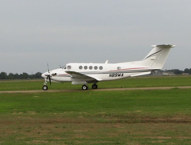 Beechcraft Super King Air 200 (N89WA)