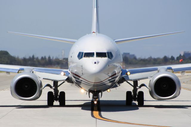 Boeing 737-700 (N836BA)