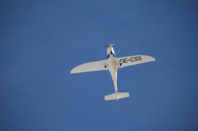 OE-CSS — - AQUILA A210...Graz...2013-01-31