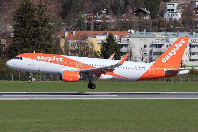 Airbus A320 (G-EZOM)