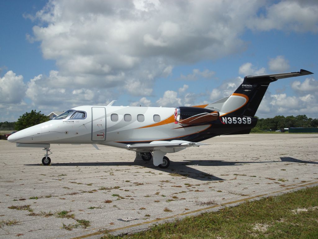 Photo of PHENOM (N353SB) - FlightAware