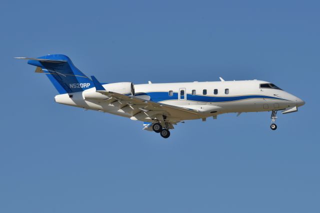 Bombardier Challenger 300 (N520RP) - 5-R 11-12-23